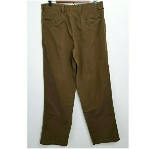 Dockers Men's Pleated Classic Fit Khaki Pants - Picture 3 of 6